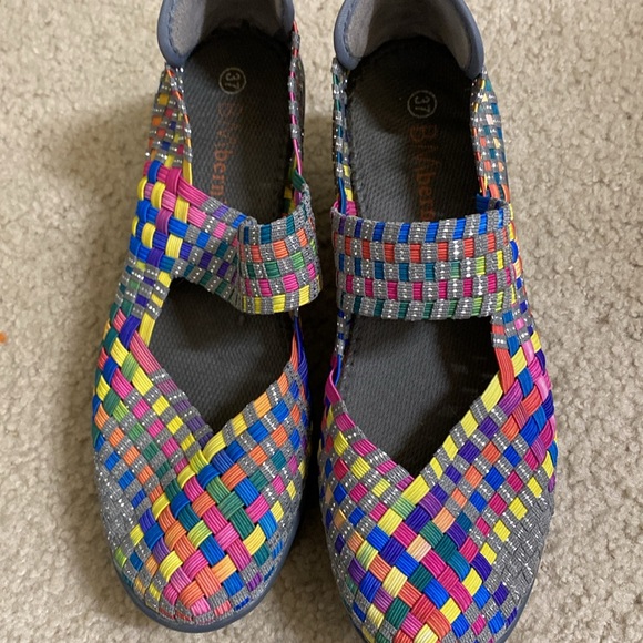 Bernie‎ Mev Rainbow Interwoven Shoes - Picture 2 of 3